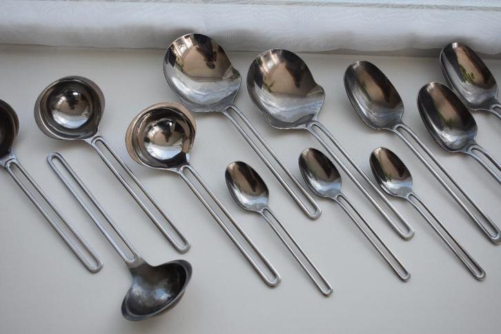 STUDIO 2000 FILO Antonio Piva juslepels opscheplepels, Huis en Inrichting, Keuken | Bestek, Gebruikt, Los bestek, Rvs of Chroom