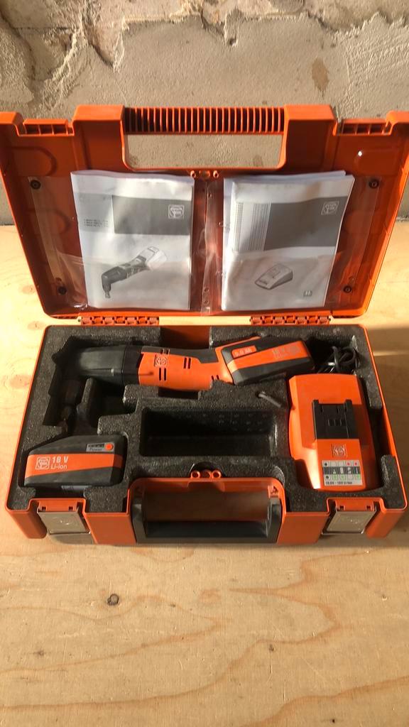 Fein 18v 5.0Ah accu knabbelschaar, Doe-het-zelf en Verbouw, Gereedschap | Handgereedschap, Zo goed als nieuw, Ophalen of Verzenden