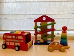 Houten Speelgoed Set - Bus, Auto, Toren, Baan, Kinderen en Baby's, Speelgoed | Houten speelgoed, Ophalen of Verzenden, Zo goed als nieuw