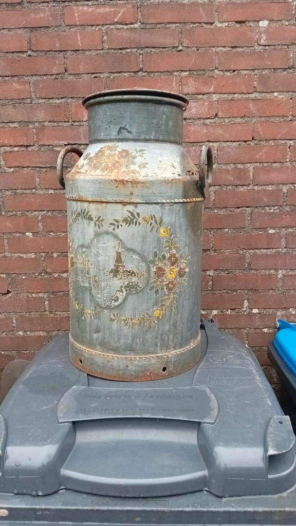 Vintage beschilderde melkbus met deksel, Antiek en Kunst, Antiek | Overige Antiek, Ophalen of Verzenden
