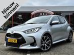 Toyota Yaris 1.5 Hybrid Automaat Dynamic | Stoelverwarming |, Gebruikt, Euro 6, 450 kg, Stoelverwarming