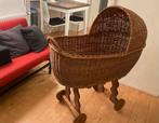 Rotan babywieg (ophalen Amsterdam, Epe, Leiden), Kinderen en Baby's, Babywiegjes en Ledikanten, Ophalen of Verzenden, Zo goed als nieuw