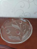 Decoratieve schaal met tulpen en rood, Ophalen