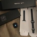 Apple Watch series 4 Nike batterij 100%, Sieraden, Tassen en Uiterlijk, Smartwatches, Zwart, IOS, Nieuw, Ophalen of Verzenden