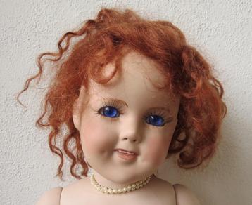 Porselein Sierpop gemerkt 1984 beschikbaar voor biedingen