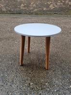 Leuk klein rond tafeltje - 32 cm hoog, Minder dan 45 cm, Minder dan 55 cm, Rond, Scandinavisch