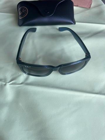 RayBan Wayfarer blauw beschikbaar voor biedingen