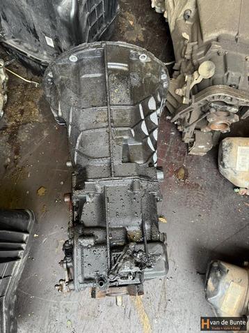Versnellingsbak Mercedes sprinter 906 code: R906 261 05 03 beschikbaar voor biedingen