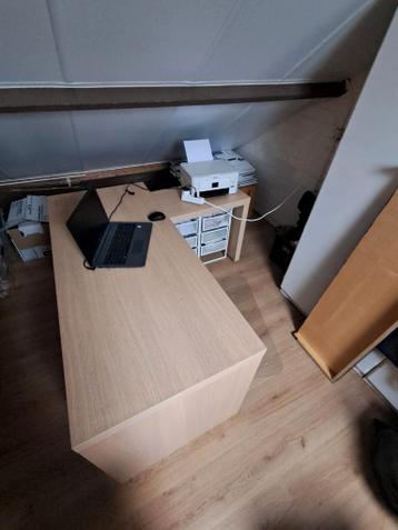 Malm Ikea bureau - afbeelding 1
