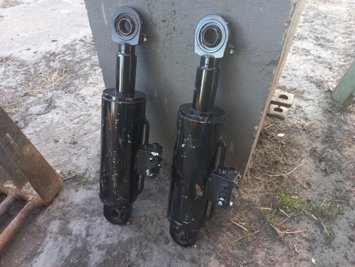 Diversen Hydroliche cilinders nieuwe en gebruikt, Doe-het-zelf en Verbouw, Gereedschap | Machine-onderdelen en Toebehoren, Zo goed als nieuw