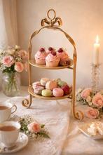 Decoratieve Etagère met 2 Lagen - Crèmekleurig Metaal, Ophalen of Verzenden, Gebruikt