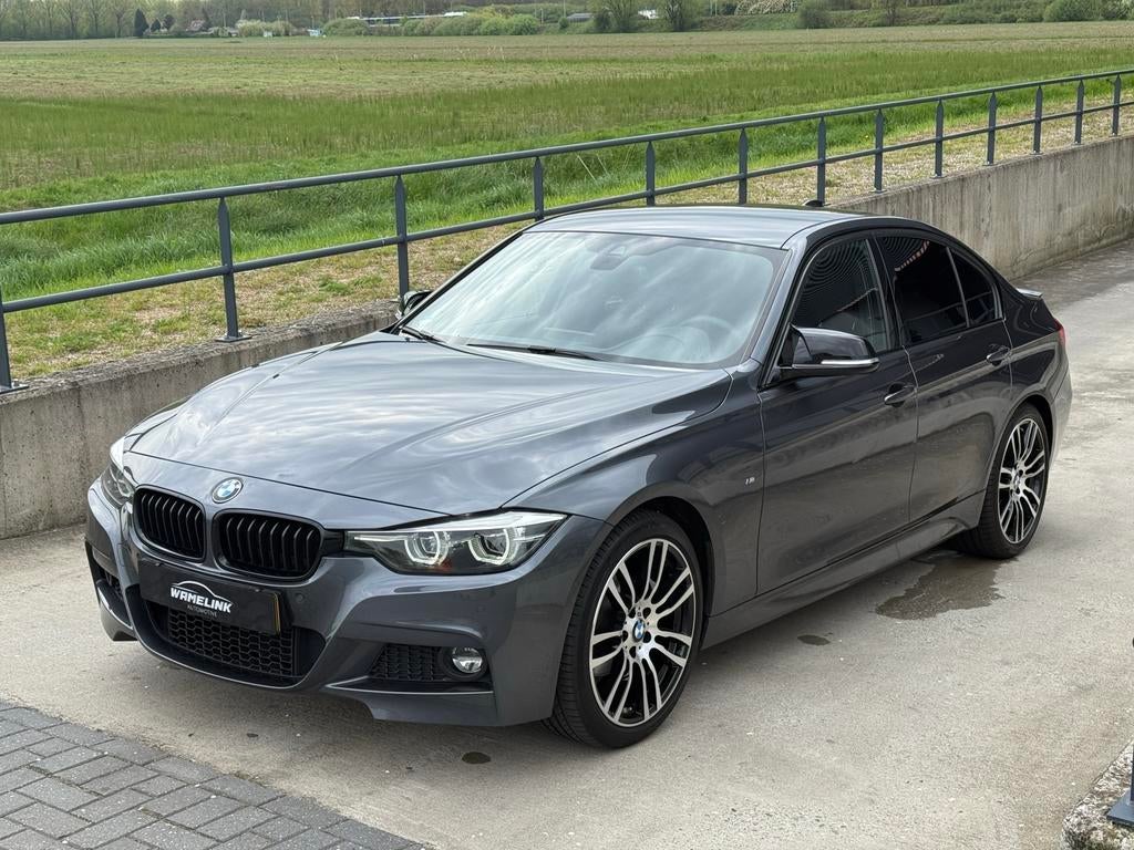 BMW 3-Serie M-Sport 320i 184pk Aut 2018 Grijs, Auto's, BMW, 1998 cc, Achterwielaandrijving, 1800 kg, 4 cilinders