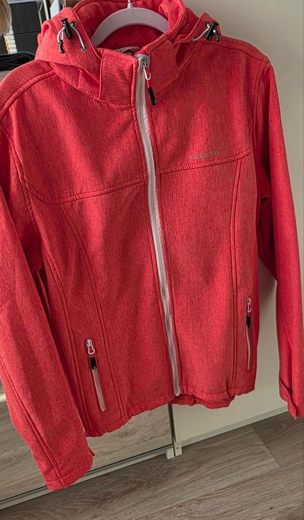 Kjelvik softshell jas maat 42, Ophalen, Overige kleuren, Maat 42/44 (L), Zo goed als nieuw