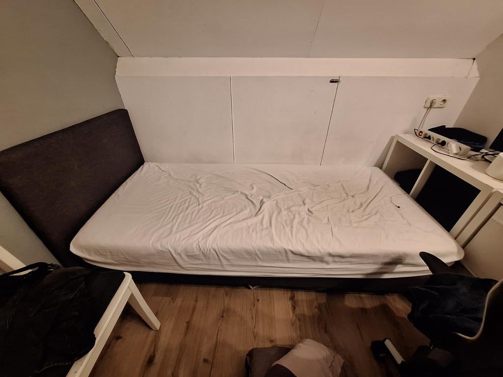 Eenpersoons bed + matras, Huis en Inrichting, Ophalen of Verzenden, Eenpersoons, 90 cm