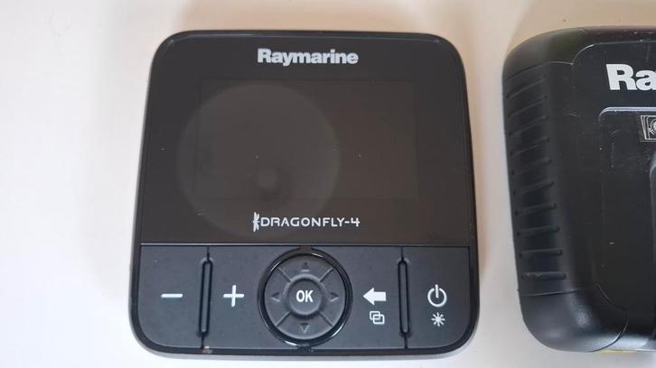 Scherm Raymarine dragonfly 4pro (let op goed lezen!), Watersport en Boten, Navigatiemiddelen en Scheepselektronica, Kaartplotter of Fish Finder