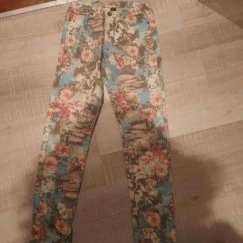 146 leuke broek, Kinderen en Baby's, Kinderkleding | Maat 146, Verzenden, Zo goed als nieuw, Meisje, Broek
