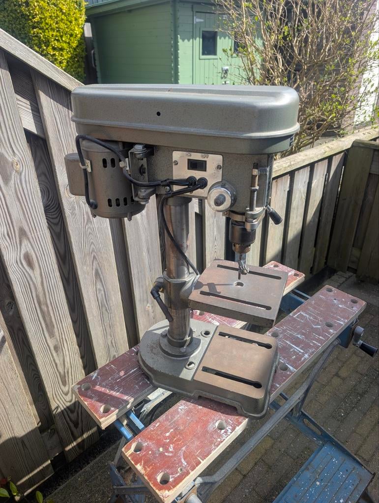 Kolomboormachine Mannesmann, Ophalen, Kolomboormachine