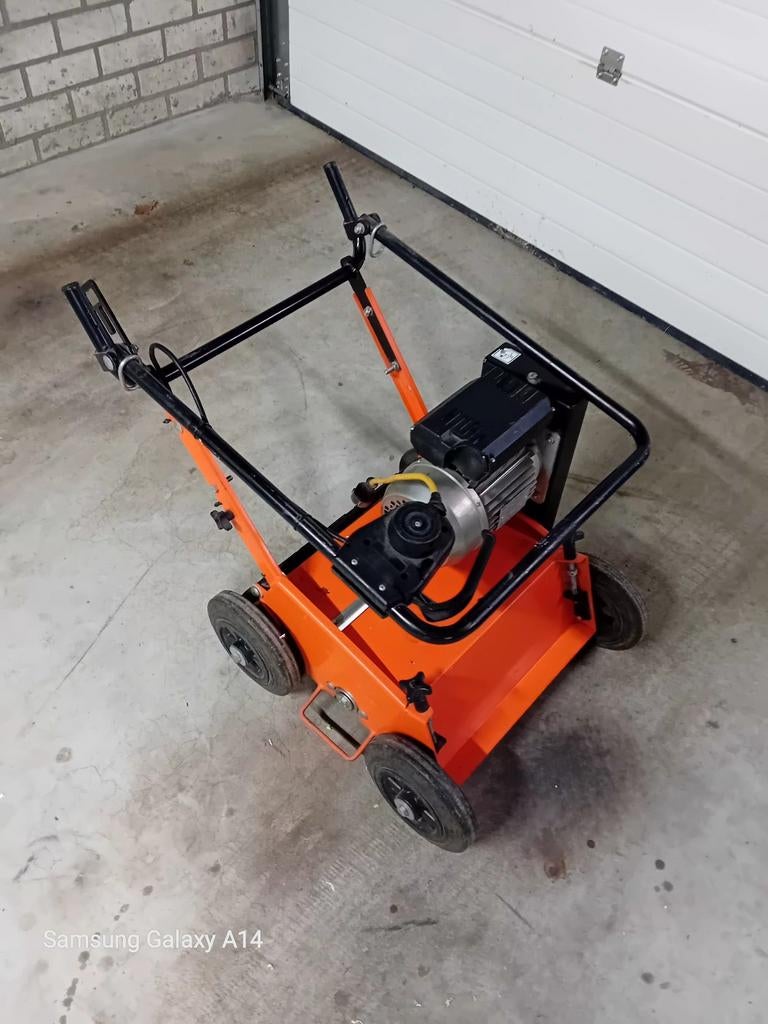 Eliet verticuteer machine, Ophalen of Verzenden, Elektrisch