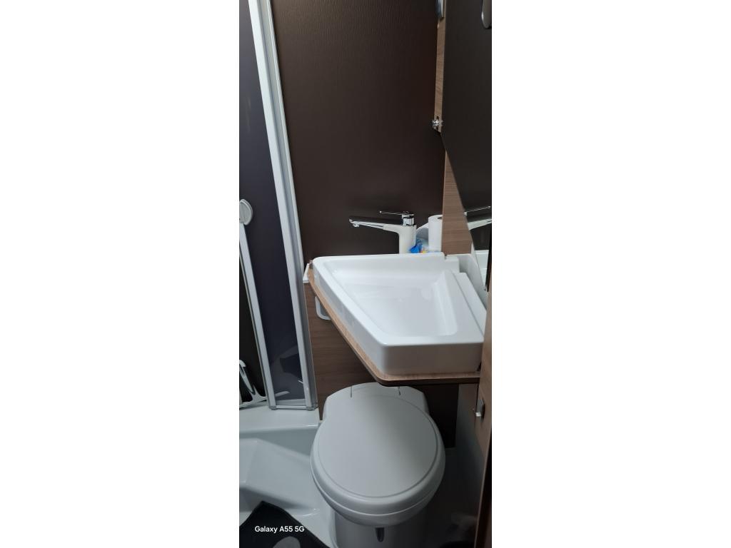 adria Compact PLUS SL (1041430), Automaat, Chemisch toilet, Afzuigkap, Ringverwarming