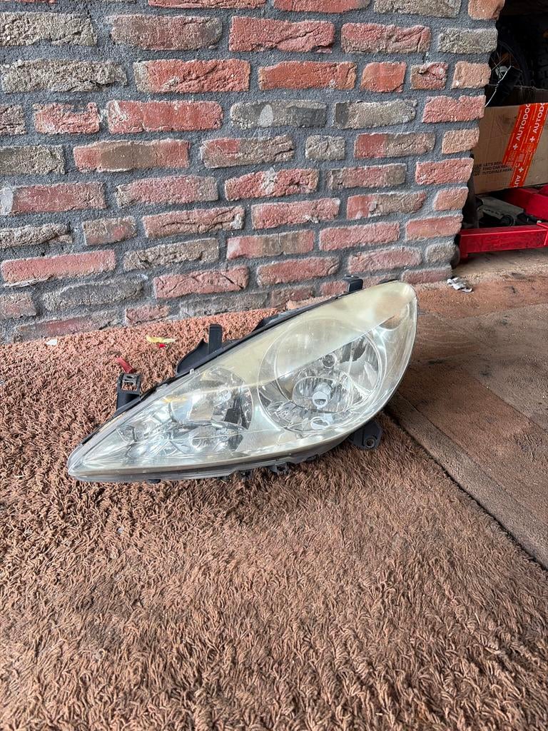 Peugeot 307 CC 2.0L Koplamp Links - Gebruikt, Auto-onderdelen, Verzenden, Gebruikt, Peugeot