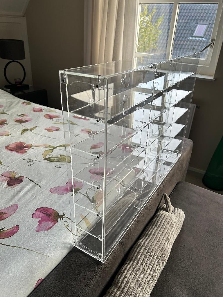 Showvitrines, stofdicht van Plexiglas,buitenmaat 75hx50bx11d, Ophalen, Kunststof, 50 tot 100 cm, Zo goed als nieuw