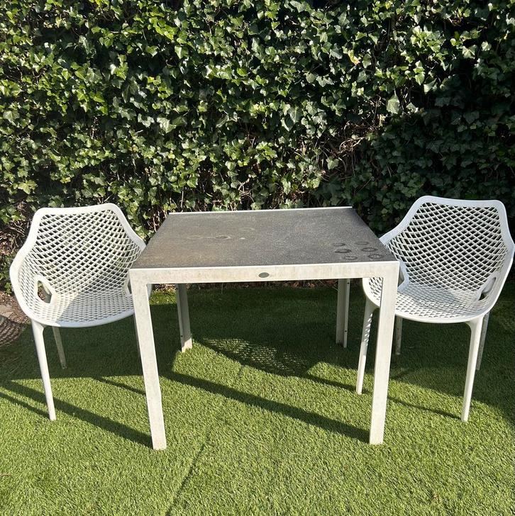 Tuinset Hartman tafel en 2 witte stoelen Air XL, Tuin en Terras, Tuinsets en Loungesets, Zo goed als nieuw, Tuinset, Aluminium