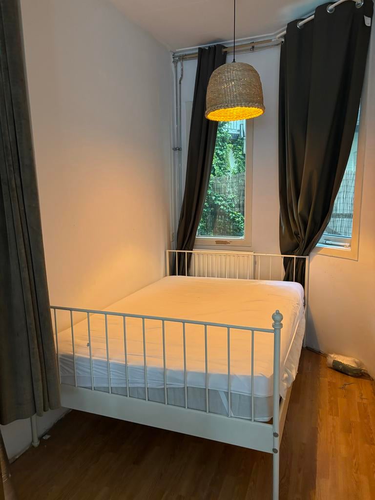 Ikea Bedframe (met gratis matras eventueel), Ophalen of Verzenden