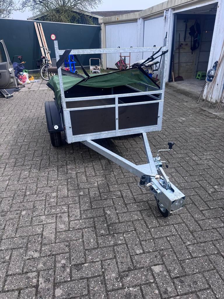 Aanhanger met slot en beschermdoek, Auto diversen, Aanhangers en Bagagewagens, Ophalen, Zo goed als nieuw