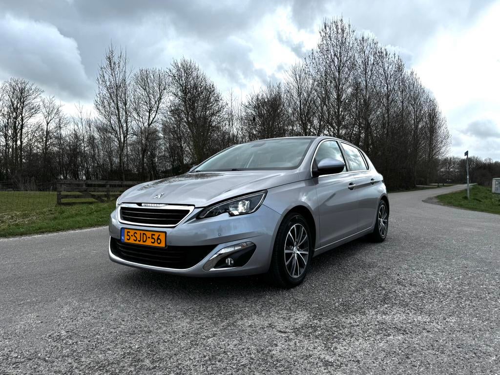 Peugeot 308 1.6 THP Première | dealer onderhouden!, Auto's, Peugeot, Euro 5, Zwart, 4 cilinders, 49 €/maand