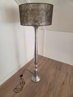 Lampenstandaard met kap, Ophalen, 100 tot 150 cm, Zo goed als nieuw, Stof