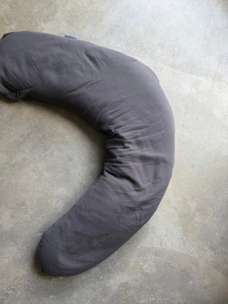 Doomoo voedingskussen met hoes, Ophalen, Zo goed als nieuw