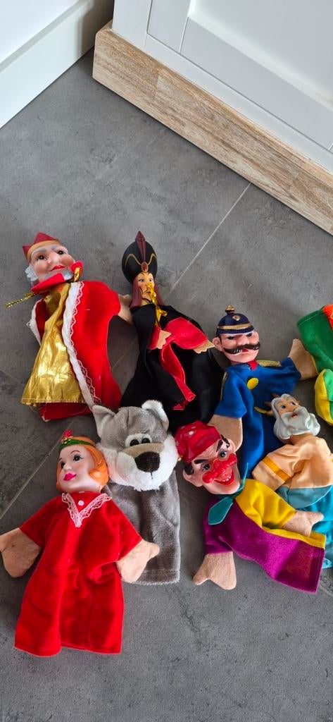 Grote set handpoppen - diverse karakters, Ophalen of Verzenden, Gebruikt, Jongen of Meisje