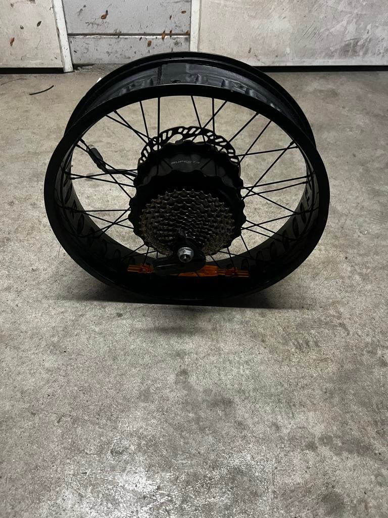 Super 73 rx/s2 motor, Fietsen en Brommers, Fietsonderdelen, Gebruikt, Titanium, Ophalen of Verzenden, Motor