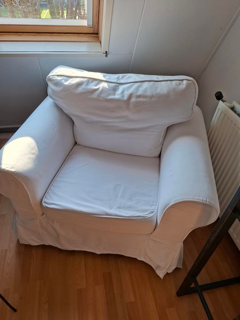 Witte comfortabele fauteuil - ideaal om te relaxen, Ophalen, Modern, Comfortabel, Gebruikt, 75 tot 100 cm
