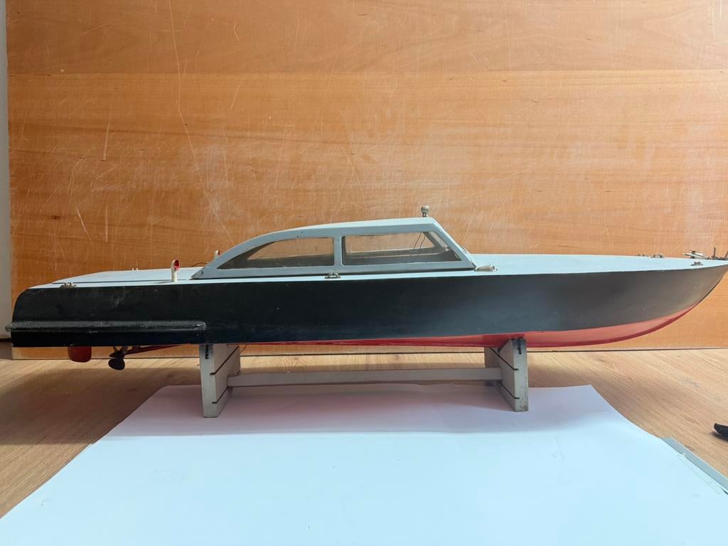 Houten vintage modelbouw boot, Hobby en Vrije tijd, Modelbouw | Boten en Schepen, Ophalen, Gebruikt, Groter dan 1:32