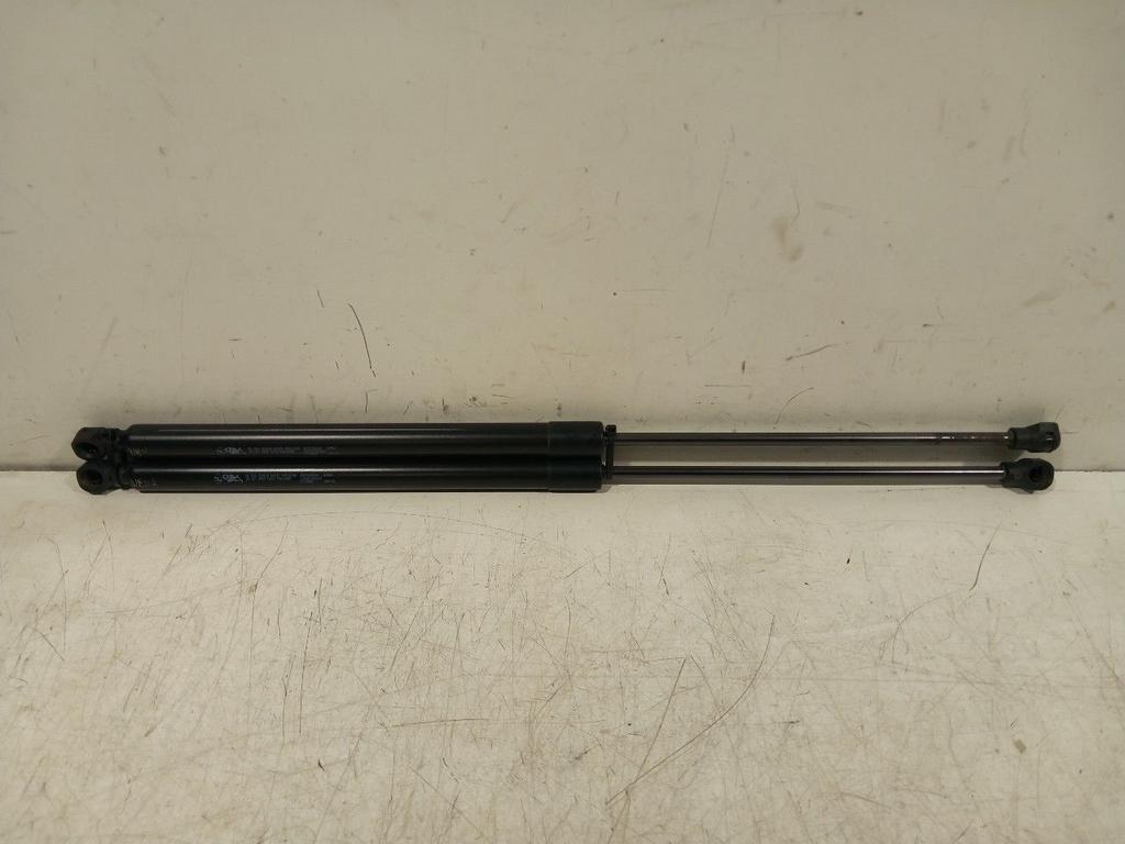 Gasdrukveerset achter Opel Astra, Onderdelen@venauto.nl, Van der Ven Autorecycling B.V., Gebruikt, Ettenseweg 76, 4706 PB Roosendaal, The Netherlands