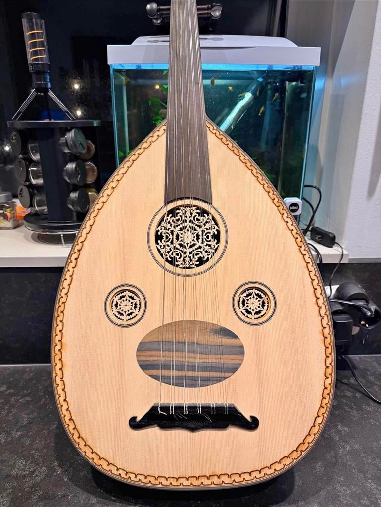 Oud - Perzisch snaarinstrument, Muziek en Instrumenten, Snaarinstrumenten | Overige, Ophalen of Verzenden, Gebruikt, Luit, Saz of Bouzouki