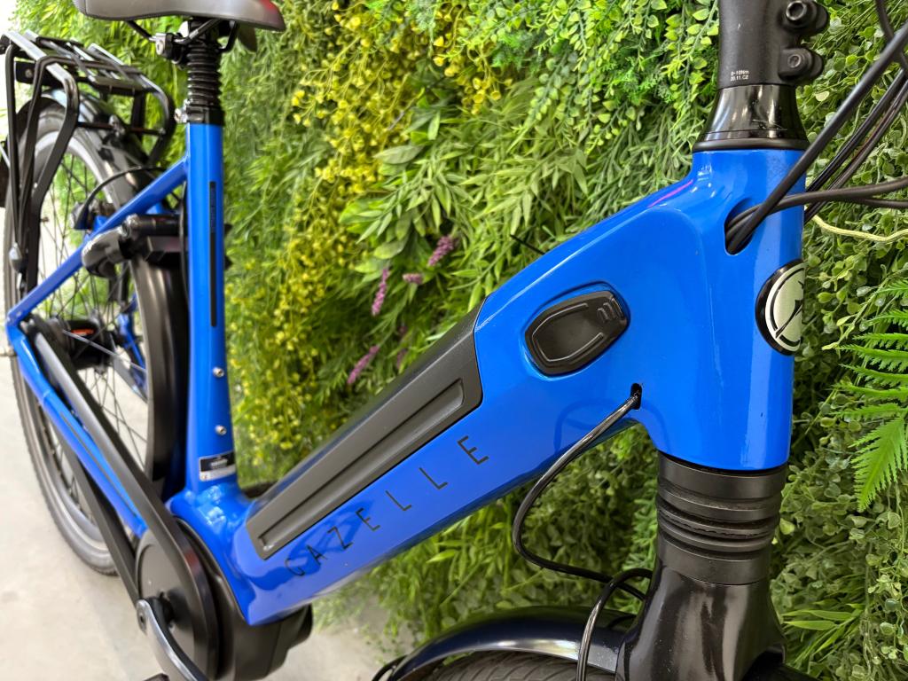 Gazelle Ultimate C8+ Intube – Bosch Active Line Plus 500Wh, Wilhelminaweg 8, 6951 BP Dieren (NL), Info@gazelle.nl, Ophalen of Verzenden