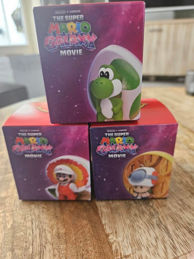 McDonald's happy meal.  the super Mario galaxy movie, Verzamelen, Poppetjes en Figuurtjes, Ophalen of Verzenden, Zo goed als nieuw