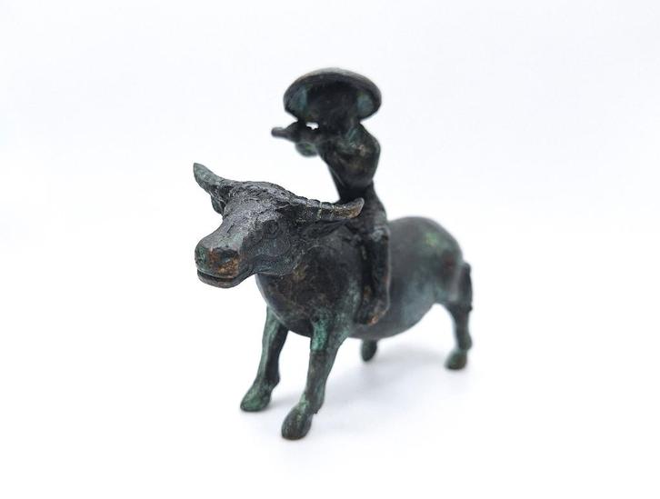 Bronzen waterbuffel met muzikant, Antiek en Kunst, Kunst | Niet-Westerse kunst, Verzenden