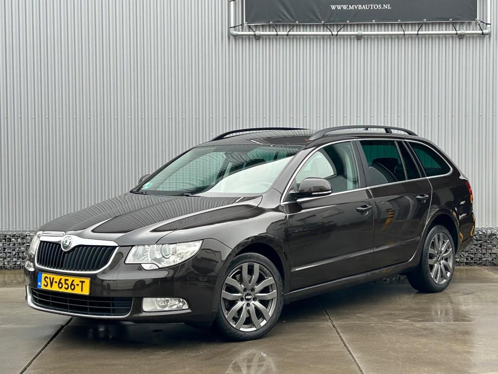 Skoda Superb Combi 2.0 TDI Greentech Arctic Active, Navi, Cl, Auto's, Skoda, Euro 5, Stof, 4 cilinders, Bruin