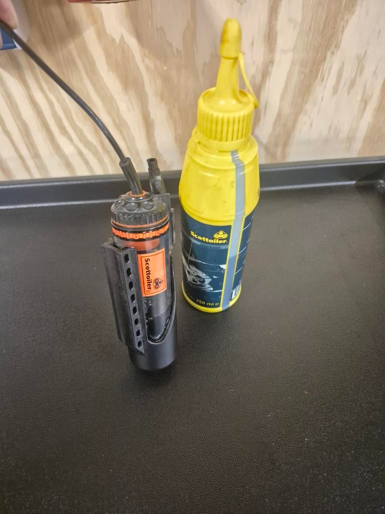 Scottoiler automatisch vacuüm kettingsmeersysteem, Ophalen of Verzenden