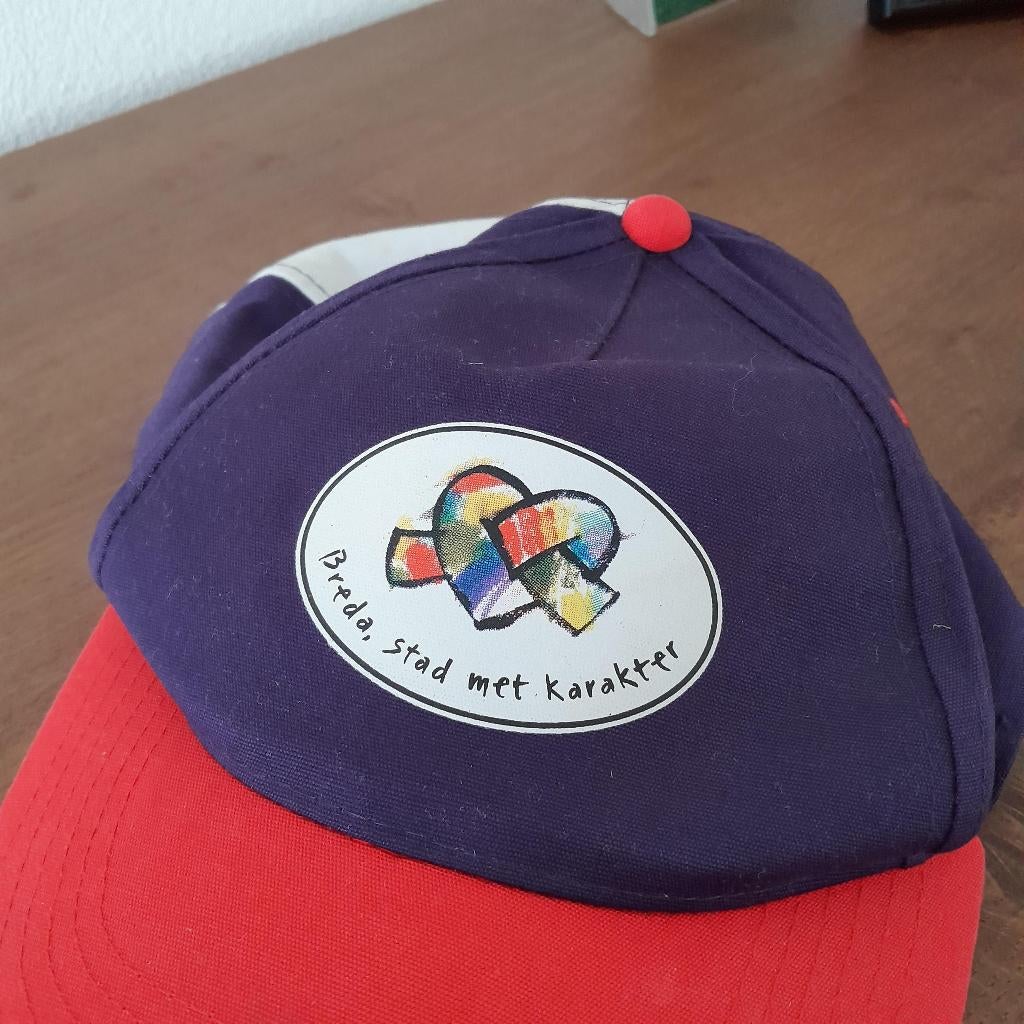 Breda, stad met karakter Breda pet cap souvenir Breda, Kleding | Heren, Hoeden en Petten, Ophalen of Verzenden, Zo goed als nieuw