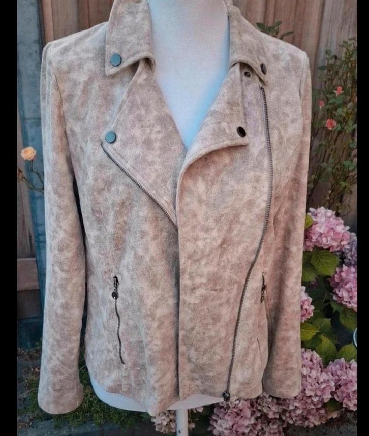 Creme bomber jasje Poools, Kleding | Dames, Jassen | Zomer, Zo goed als nieuw, Ophalen of Verzenden