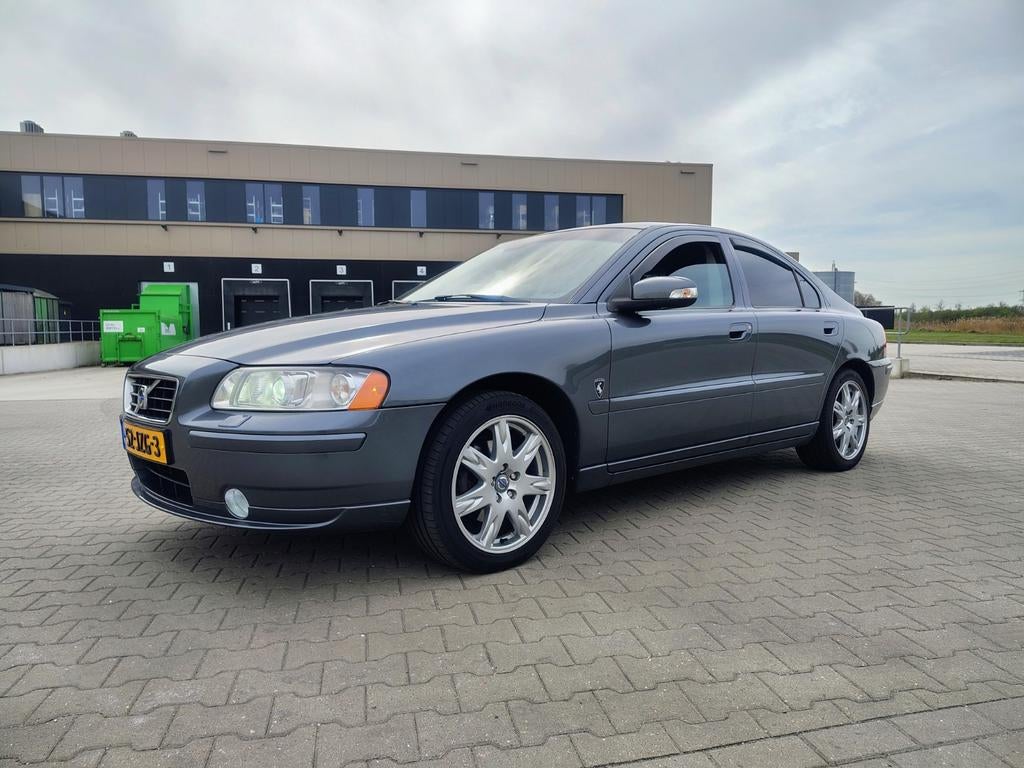 Volvo S60 2.4 140PK AUT 2009 Drivers Edition, Auto's, S60, 75 €/maand, 2435 cc, Particulier