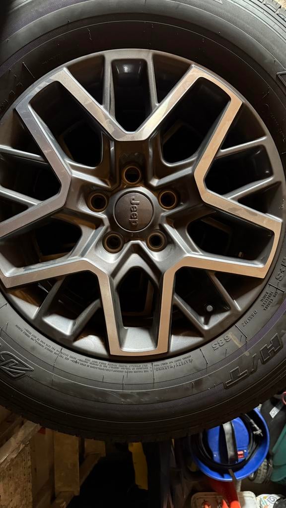 18 inch velgen Jeep Wrangler, Ophalen