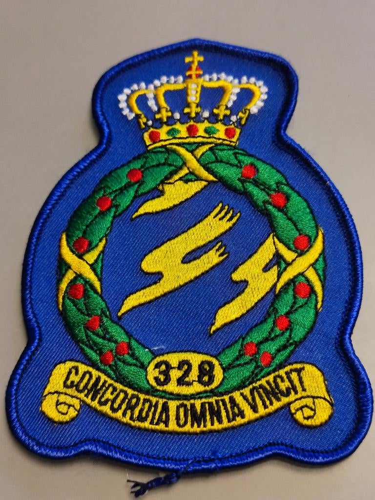 Patch 328 grondgebonden luchtverdediging, Verzamelen, Ophalen of Verzenden, Nederland, Embleem of Badge