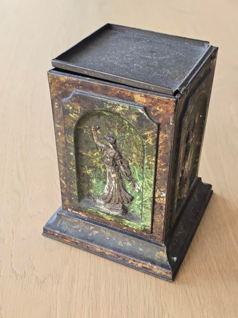 zeldzaam antiek koekblik Huntley & Palmers 1909 €50, Verzamelen, Blikken, Ophalen of Verzenden, Overige