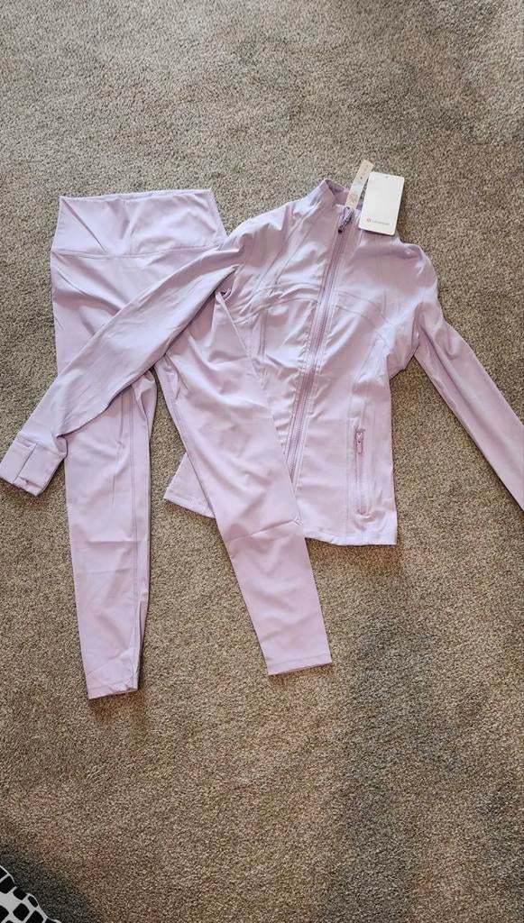 Lululemon sportset - Legging en jasje, Maat 38/40 (M), Paars, Nieuw, Ophalen of Verzenden