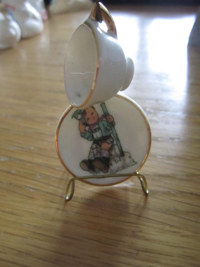 mini kop en schotel + houder, Ophalen of Verzenden